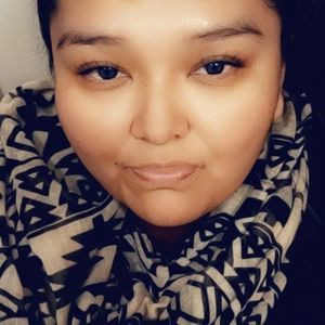 Meet your Posher, Darrilyn